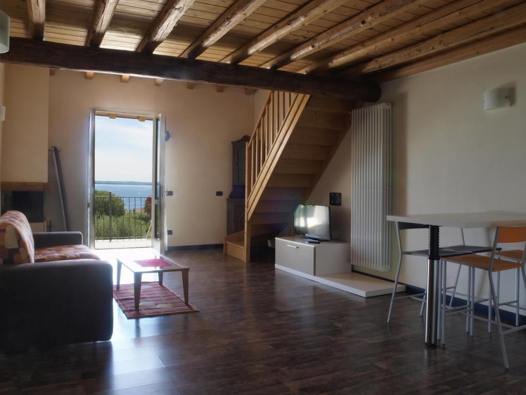 30 * Moniga del Garda